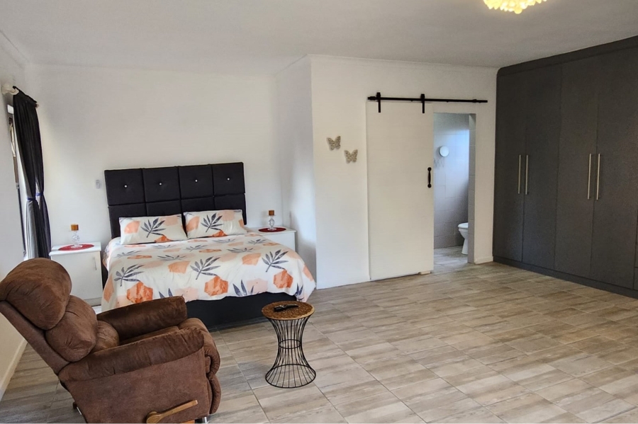 4 Bedroom Property for Sale in Bardale Village Western Cape
